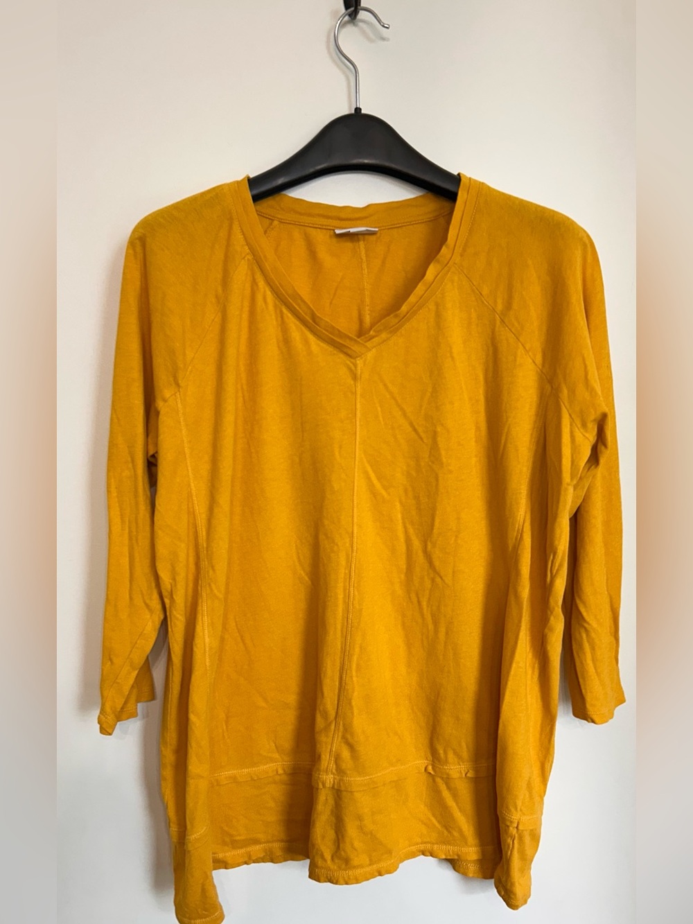 J. JILL V NECK 100% COTTON FLOWY 3/4 LENGTH SLEEVE TOP